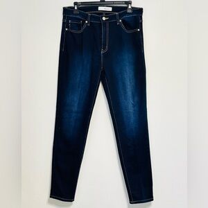 Kancan Dark Wash Mid Rise Stretch Skinny Jeans Size 13/ 30